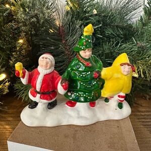 Dept 56 Original Snow Village Accessories- We’re Going to a Christmas Pageant